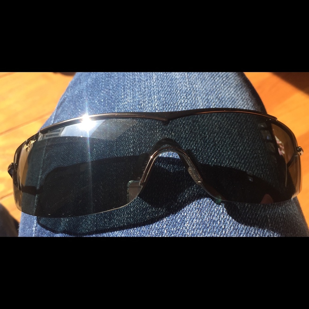 Maui Jim sunglasses. Polarized!